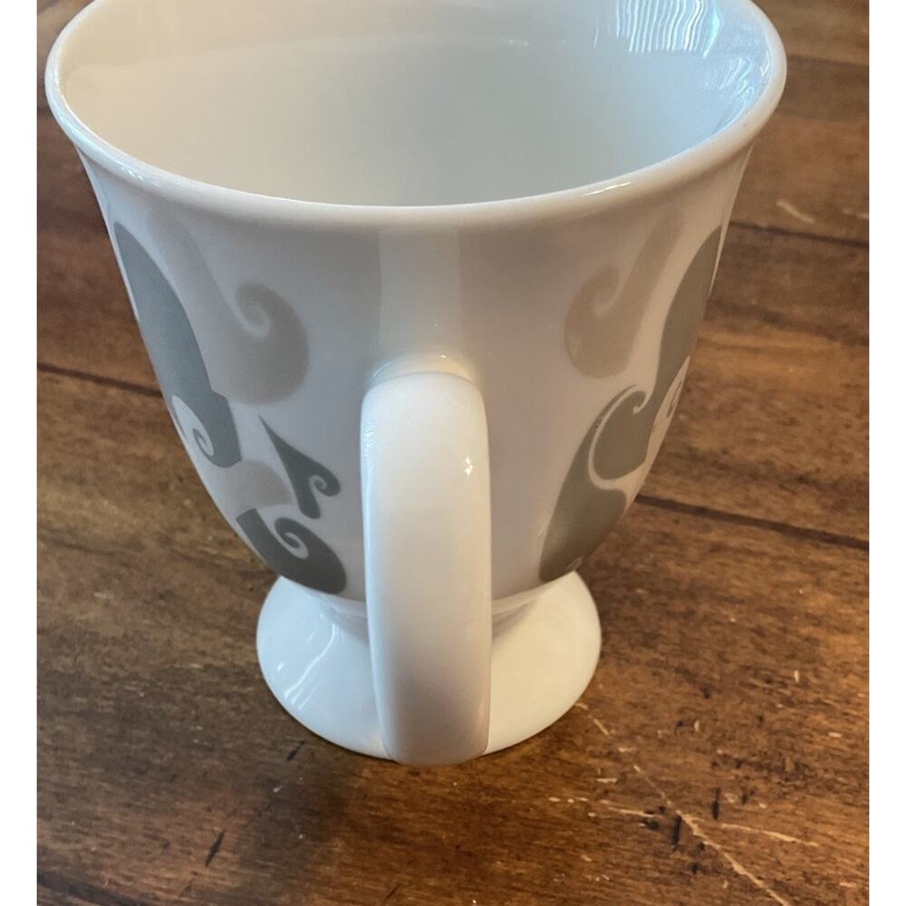 Mary Kay 2002 Love Aimer Silver Gray Hearts Pedestal Coffee/Tea Mug Cup - Picture 3 of 5